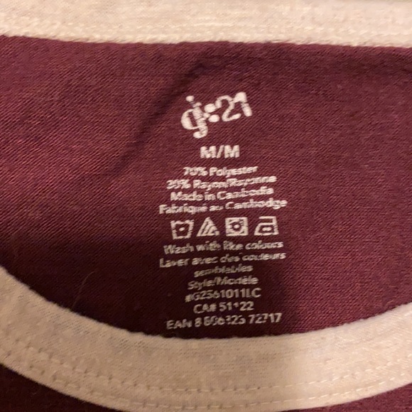 Maroon cropped tee - Picture 2 of 2